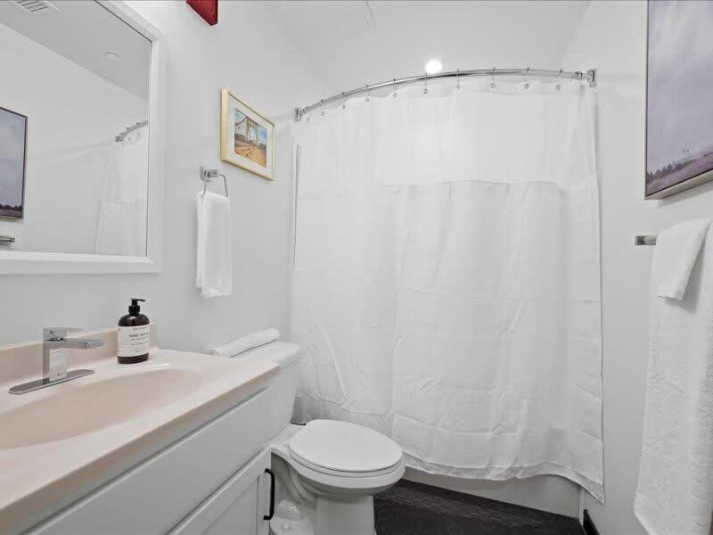 Cozysuites Roomy 1Br, Downtown Pittsburgh Exterior photo